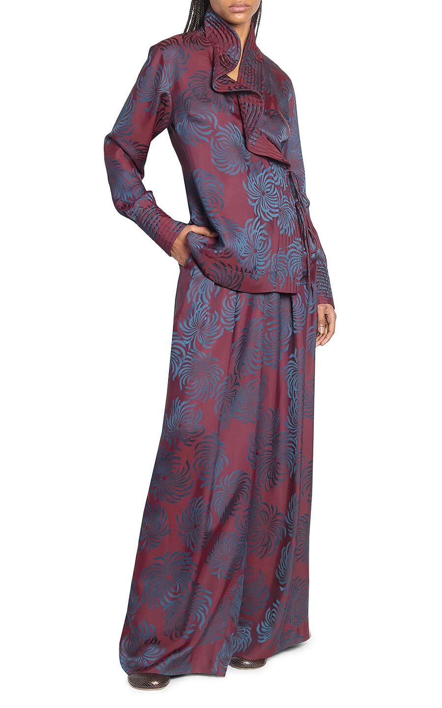 zoom in on Bordeaux Broek image Bordeaux Broek image