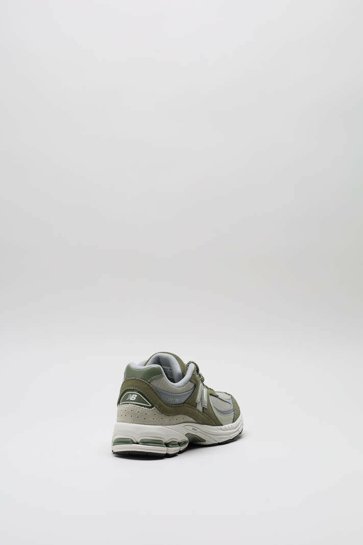 zoom in on Kaki Sneaker image Kaki Sneaker image