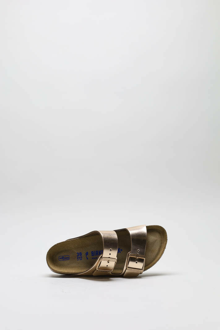 zoom in on Koper Slipper image Koper Slipper image