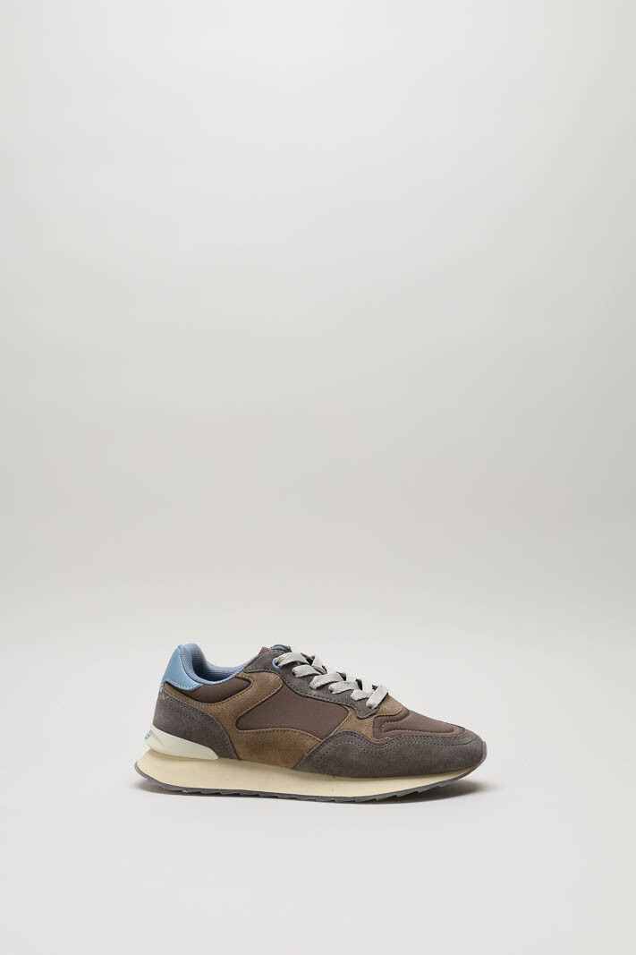 Bruin Sneaker