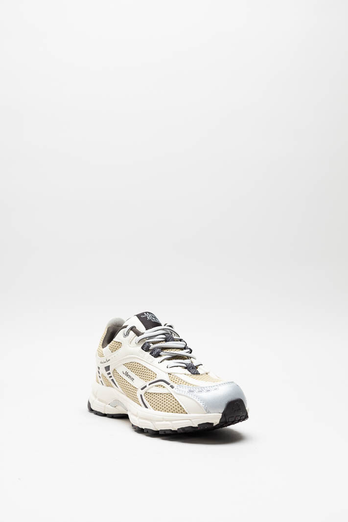 Beige Sneaker