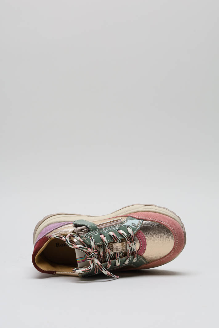 zoom in on Roze Sneaker image Roze Sneaker image