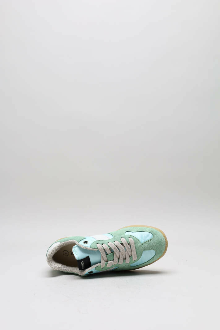 zoom in on Watergroen Sneaker image Watergroen Sneaker image