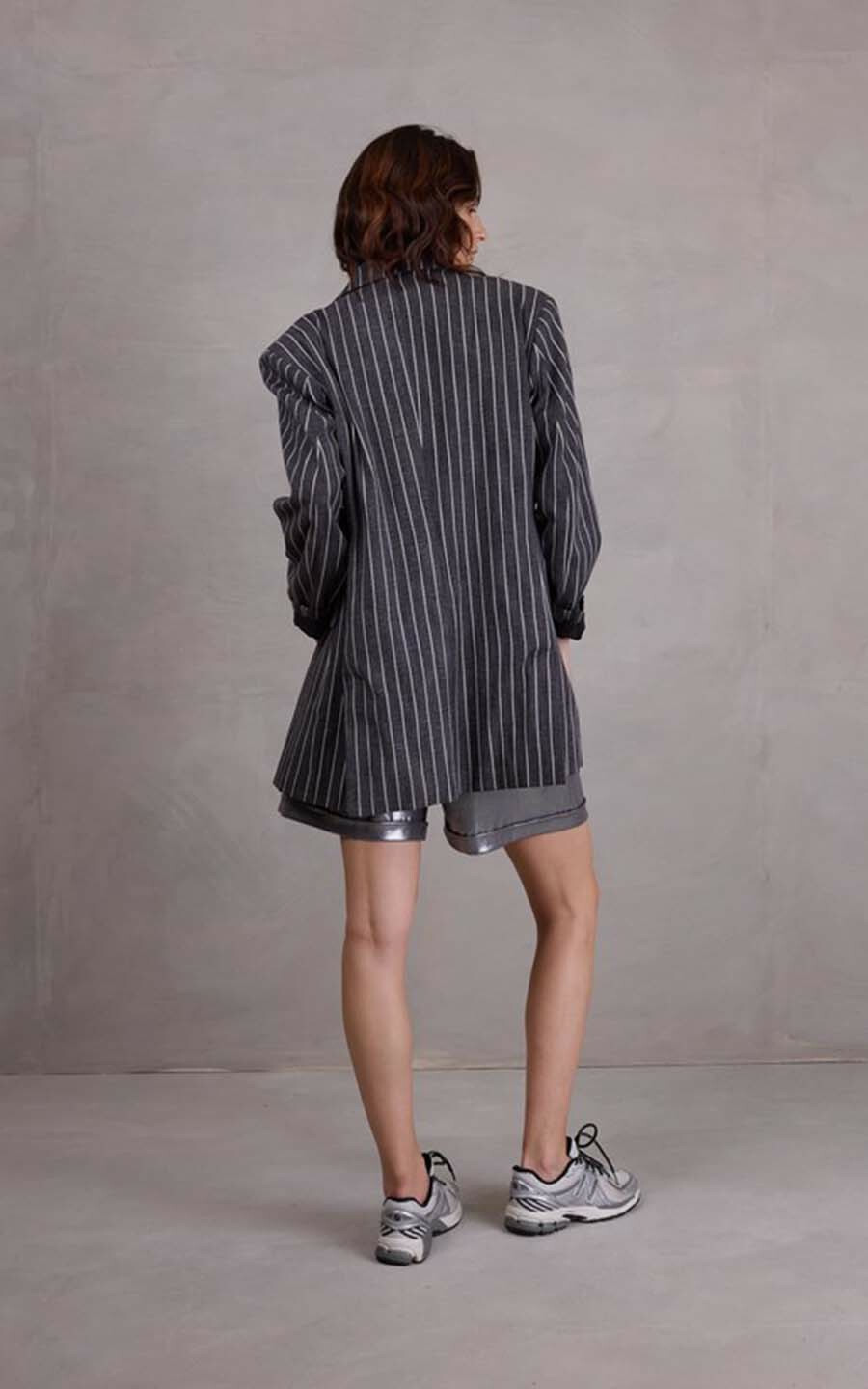 zoom in on Zwart Blazer image Zwart Blazer image