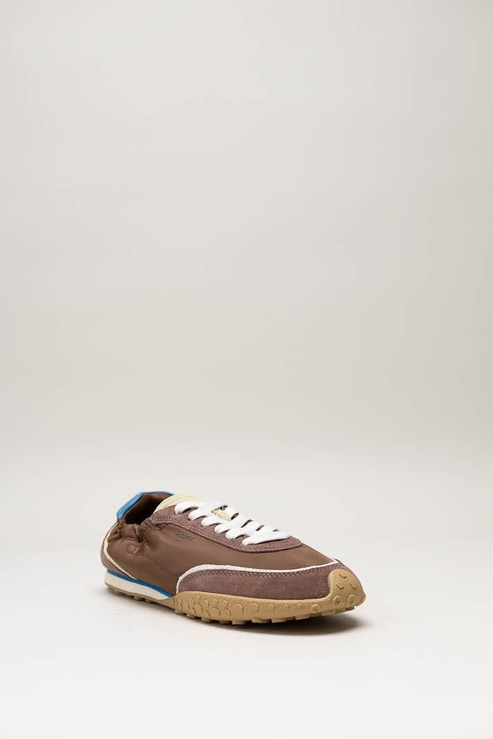 Bruin Sneaker