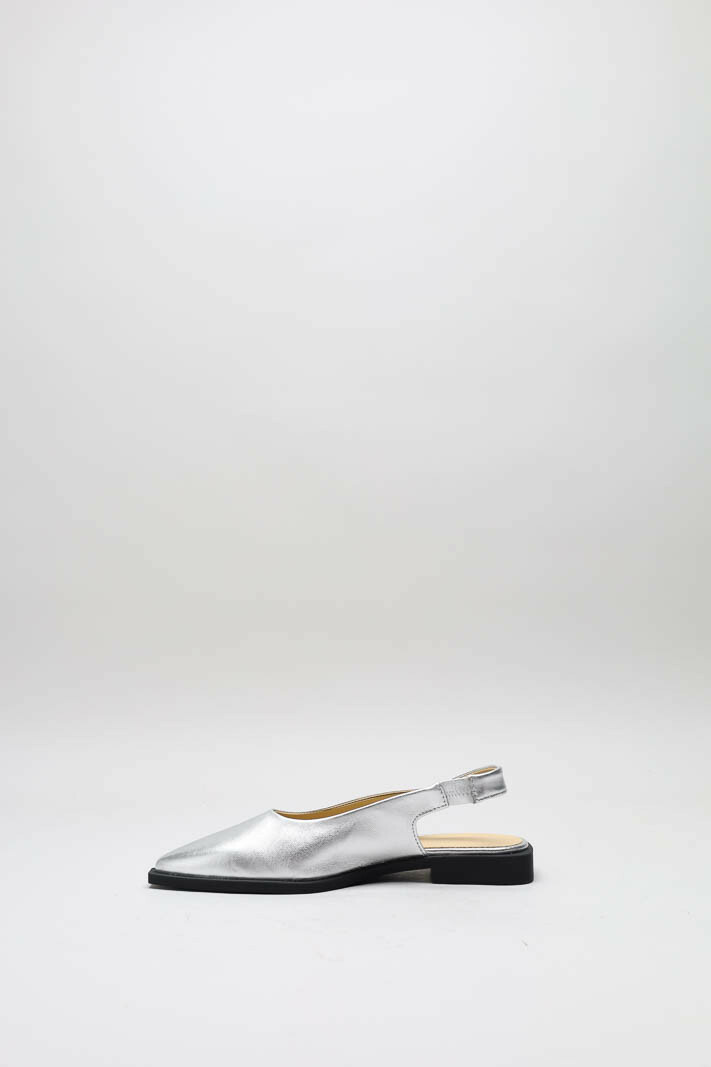 zoom in on Zilver Ballerina image Zilver Ballerina image