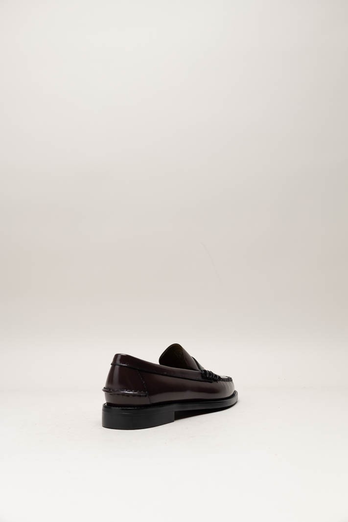 Bruin Mocassin image