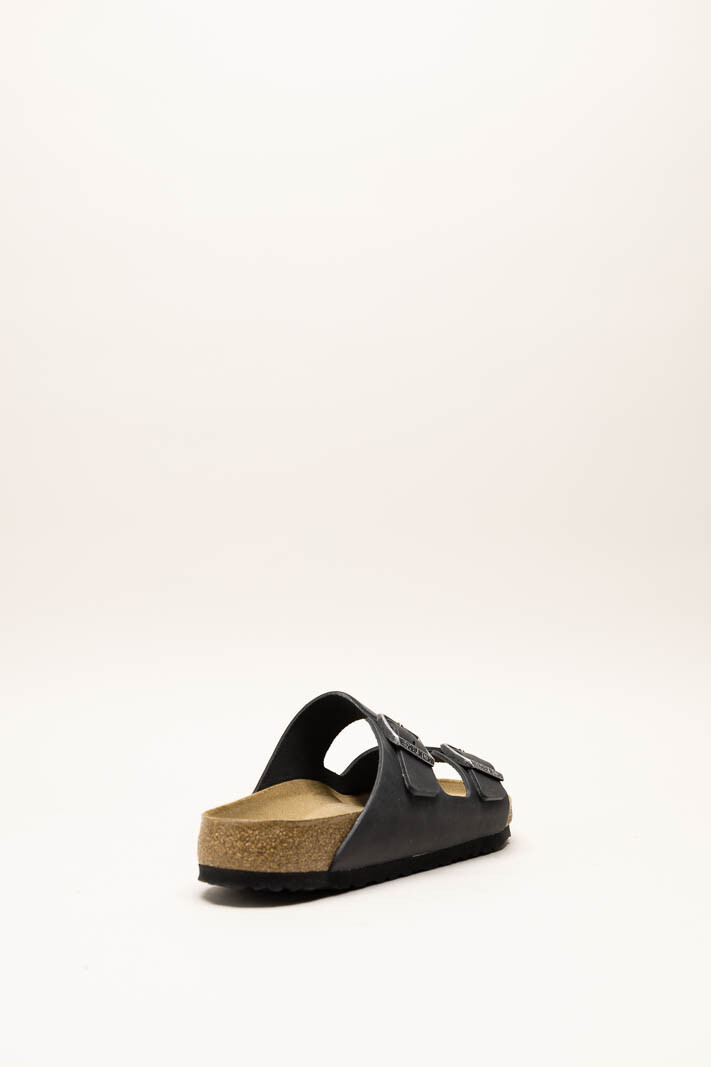 zoom in on Zwart Slipper image Zwart Slipper image