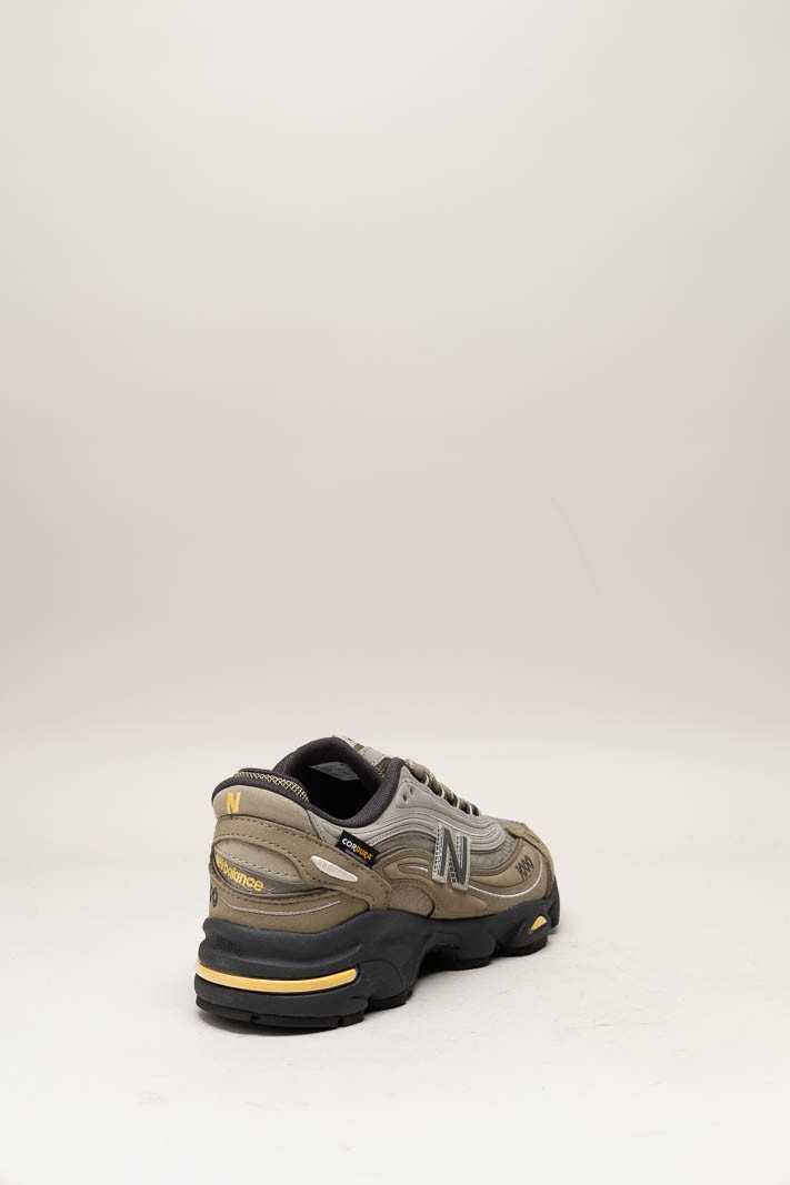 Taupe Sneaker image