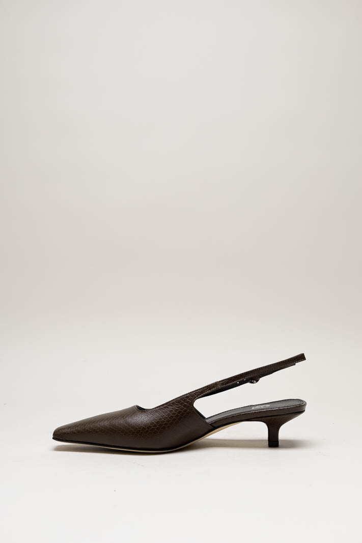 Donkerbruin Pump image