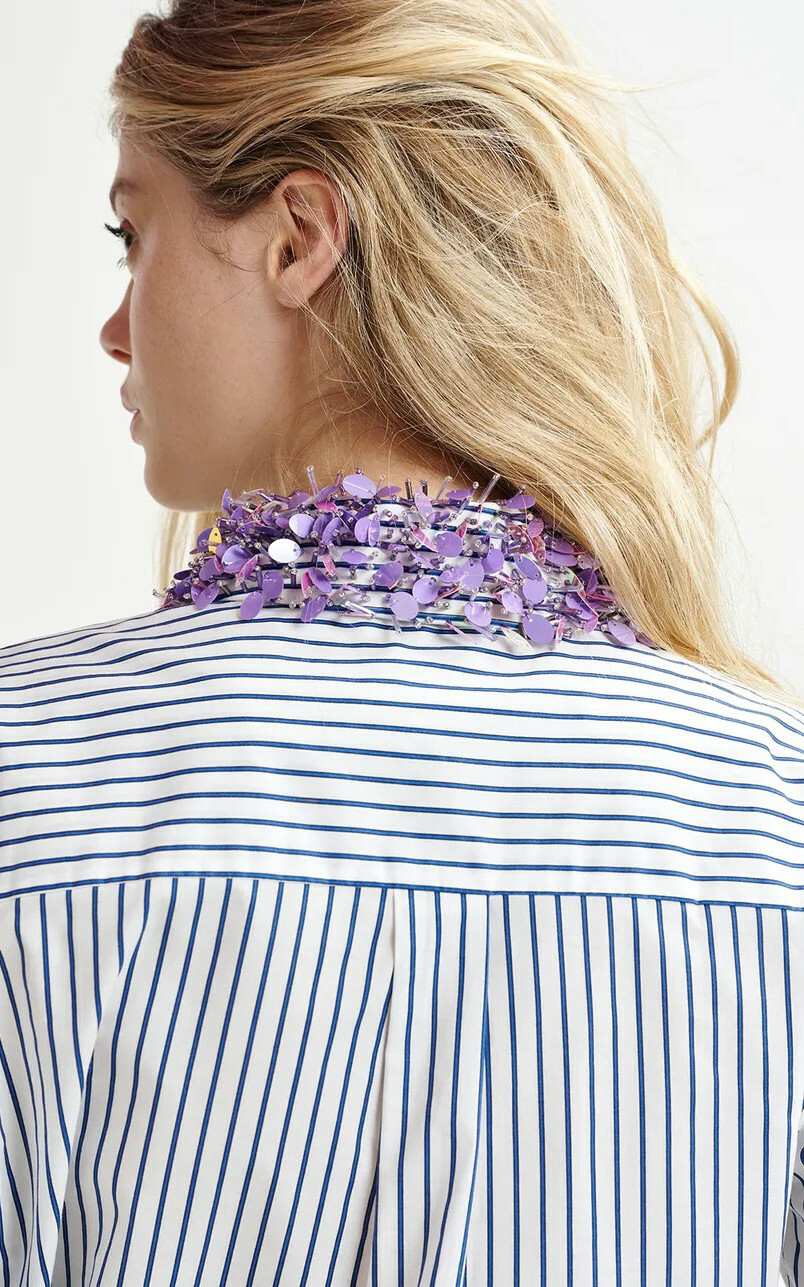 zoom in on Blauw Hemd image Blauw Hemd image