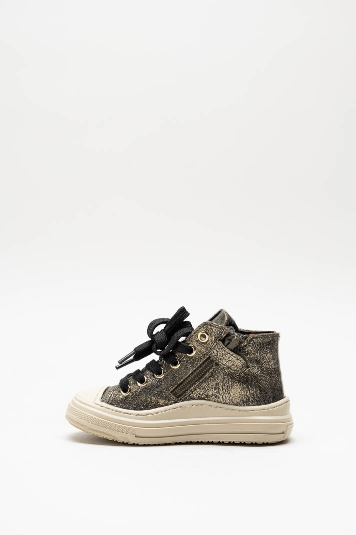 zoom in on Goud Sneaker image Goud Sneaker image