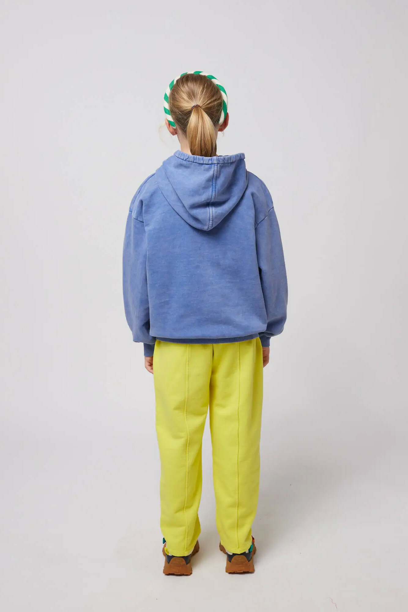 zoom in on Blauw Sweater image Blauw Sweater image