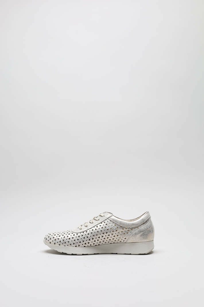 zoom in on Goud Sneaker image Goud Sneaker image