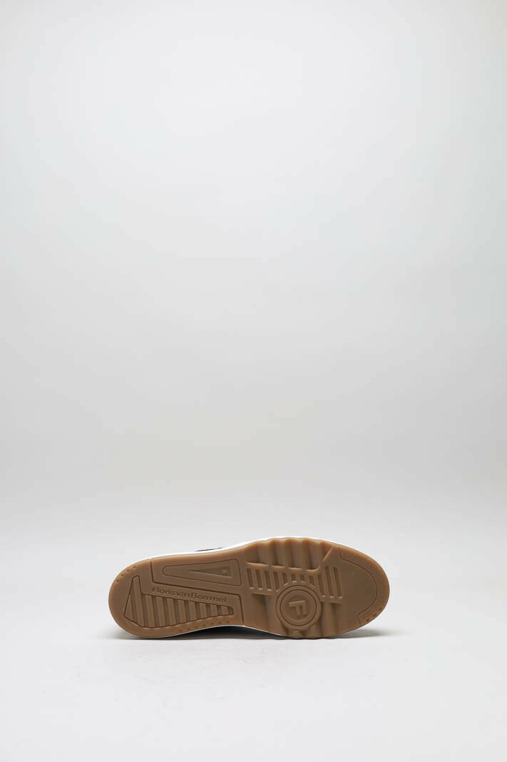 zoom in on Lichtblauw Sneaker image Lichtblauw Sneaker image