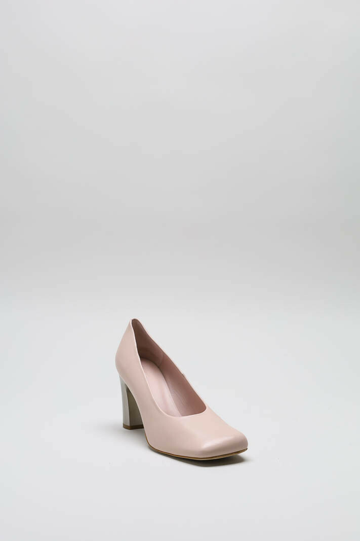 zoom in on Nude Pump image Nude Pump image