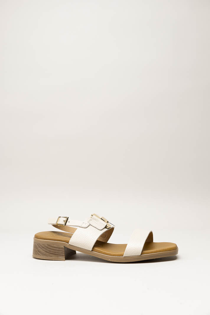 Lichtbeige Sandaal hak