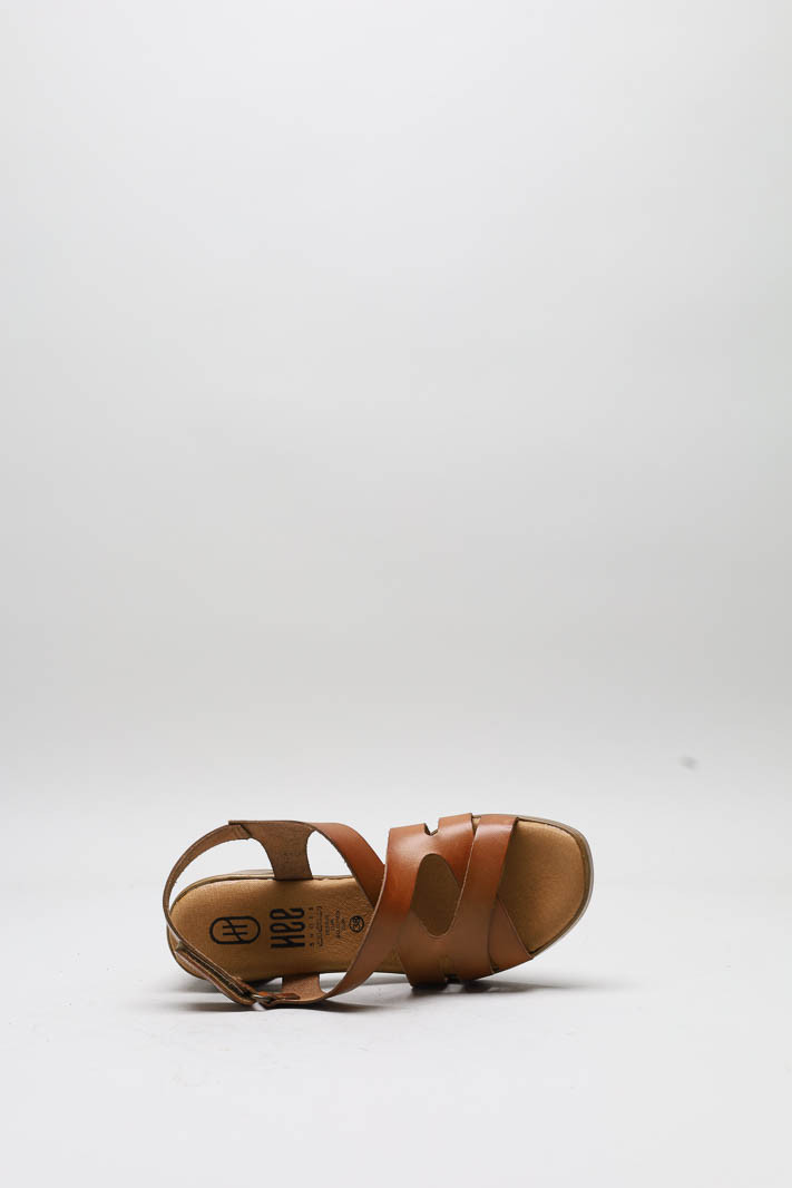 zoom in on Cognac Sandaal hak image Cognac Sandaal hak image