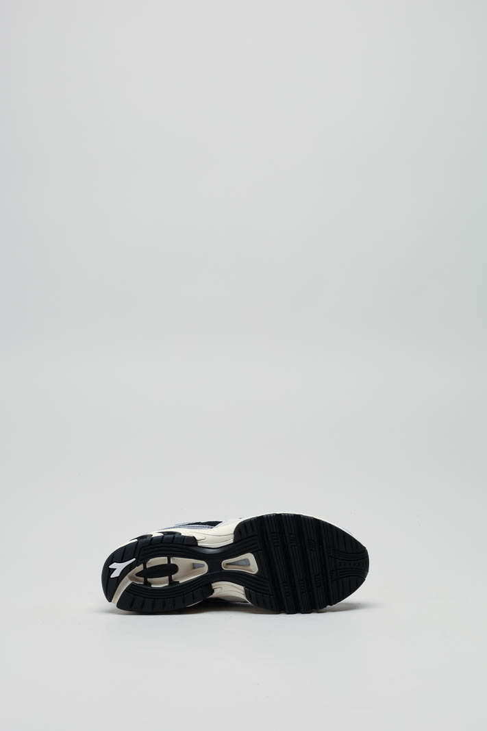 zoom in on Wit Sneaker image Wit Sneaker image