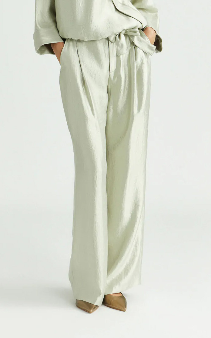 zoom in on Taupe Broek image Taupe Broek image