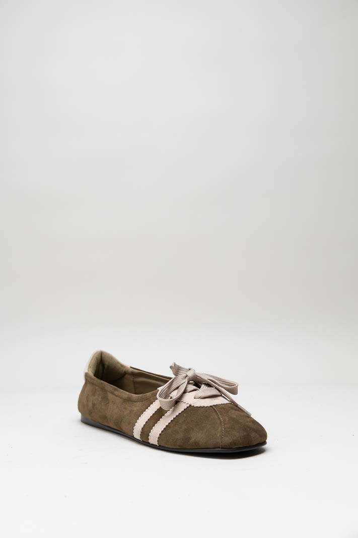 Donkerbruin Ballerina image