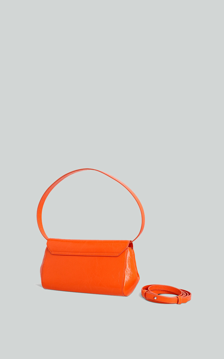 zoom in on Oranje Cross body image Oranje Cross body image