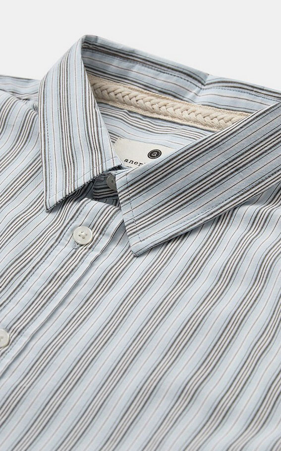 Lichtblauw Hemd image