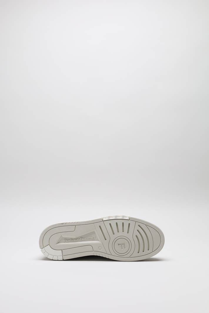 zoom in on Lichtgrijs Sneaker image Lichtgrijs Sneaker image
