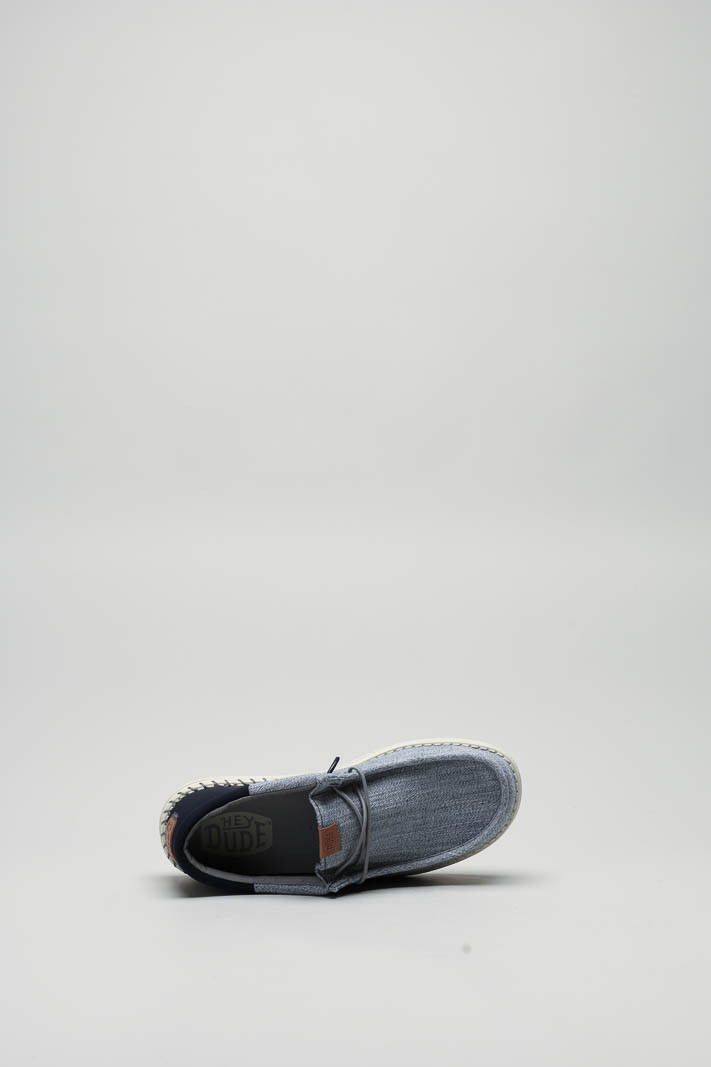 zoom in on Lichtblauw Sneaker image Lichtblauw Sneaker image