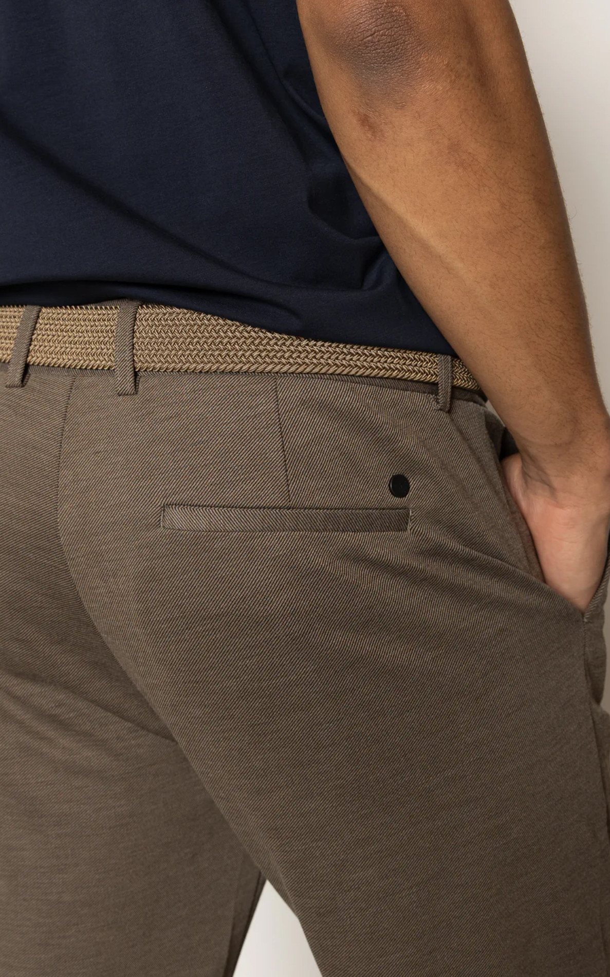 zoom in on Taupe Broek image Taupe Broek image