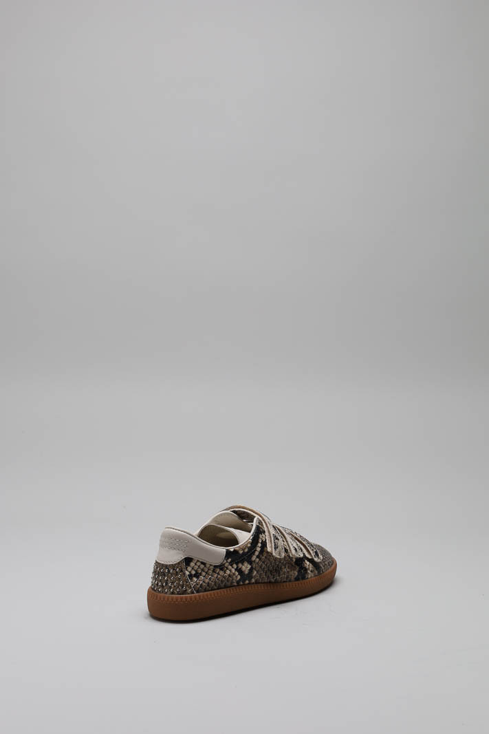 zoom in on Beige Velcroschoen image Beige Velcroschoen image