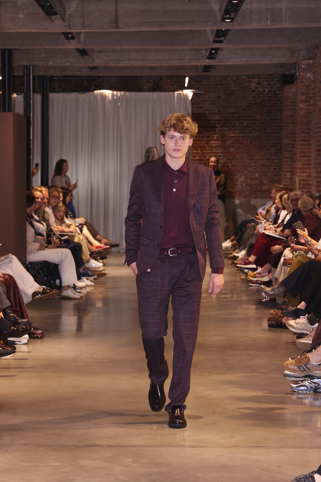 Runway Show PT.1 - 0.046