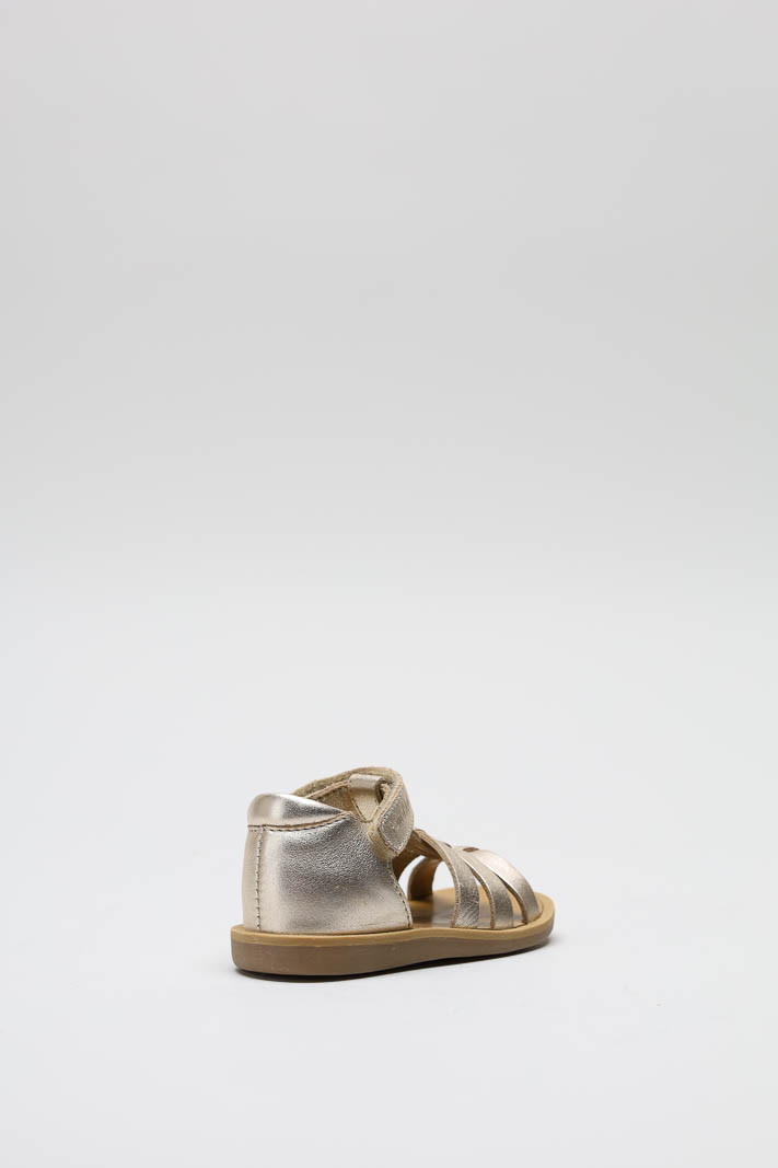 zoom in on Goud Sandaal image Goud Sandaal image