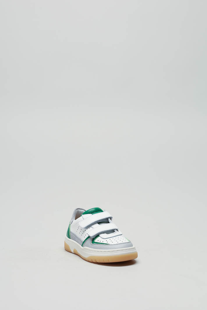 Wit Velcro schoen