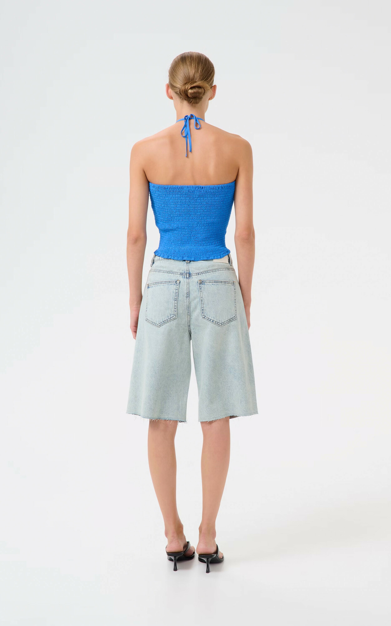 zoom in on Blauw Short image Blauw Short image