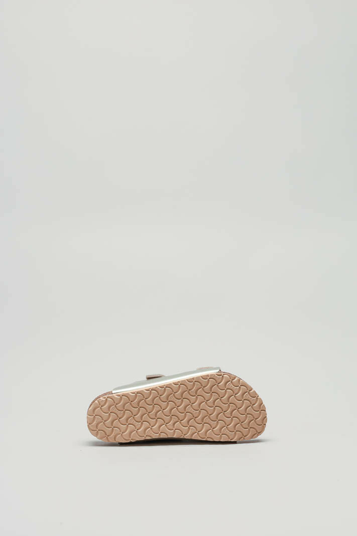 zoom in on Goud Slipper image Goud Slipper image