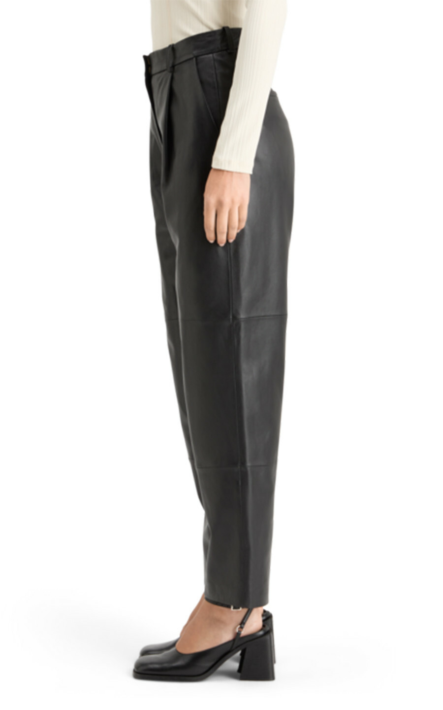 zoom in on Zwart Broek image Zwart Broek image