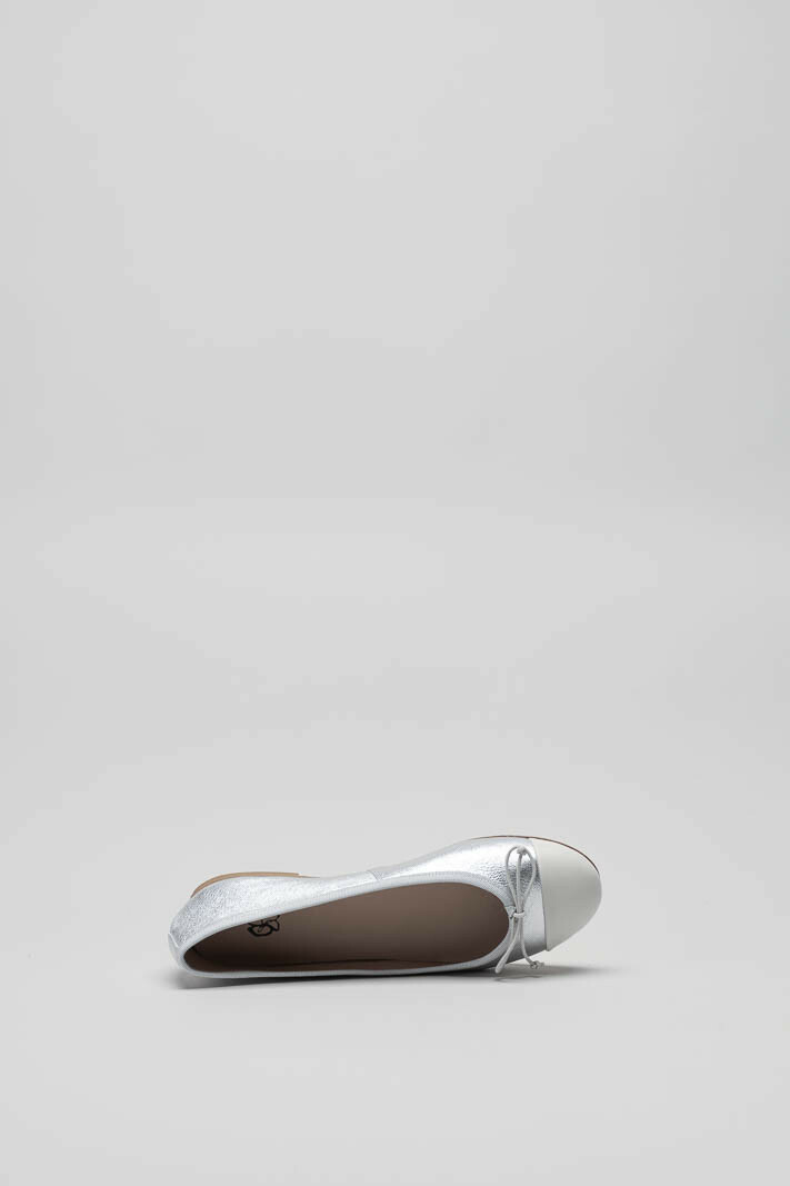 zoom in on Zilver Ballerina image Zilver Ballerina image