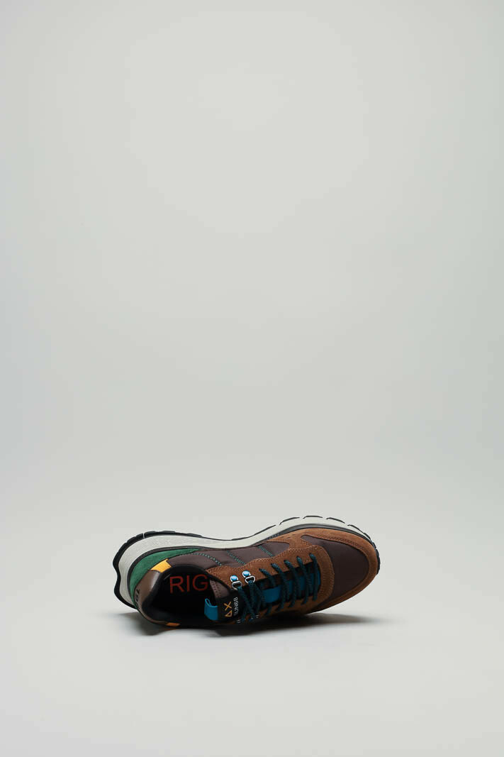 zoom in on Bruin Sneaker image Bruin Sneaker image