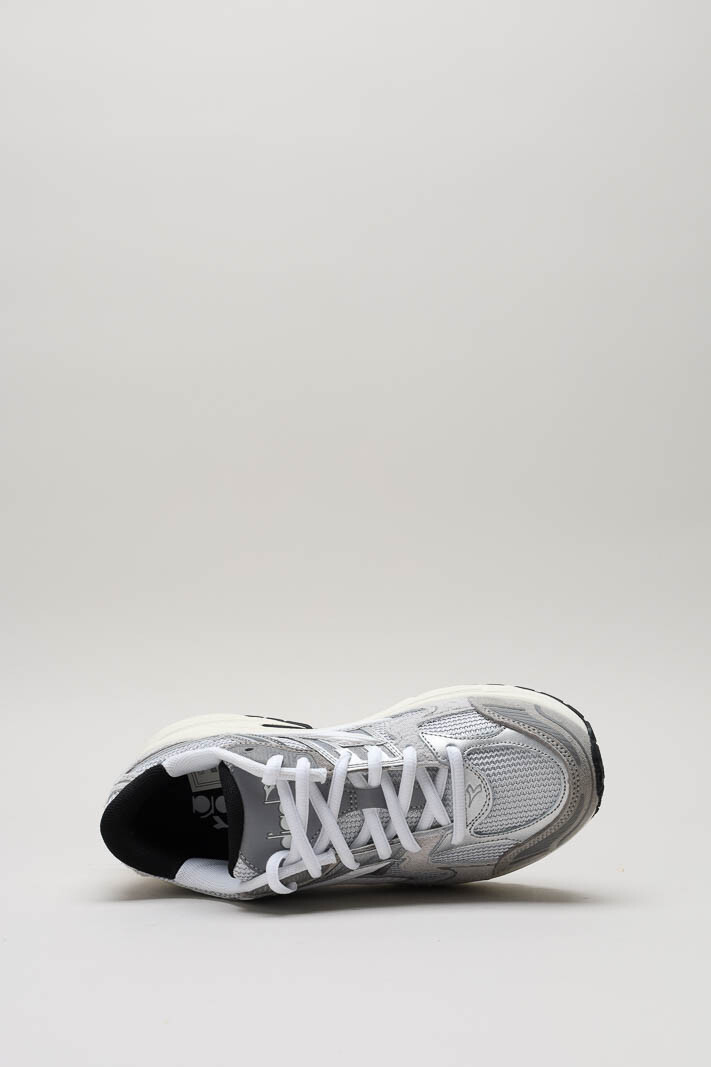 zoom in on Grijs Sneaker image Grijs Sneaker image