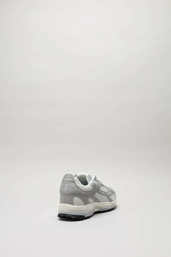zoom in on Grijs Sneaker image Grijs Sneaker image