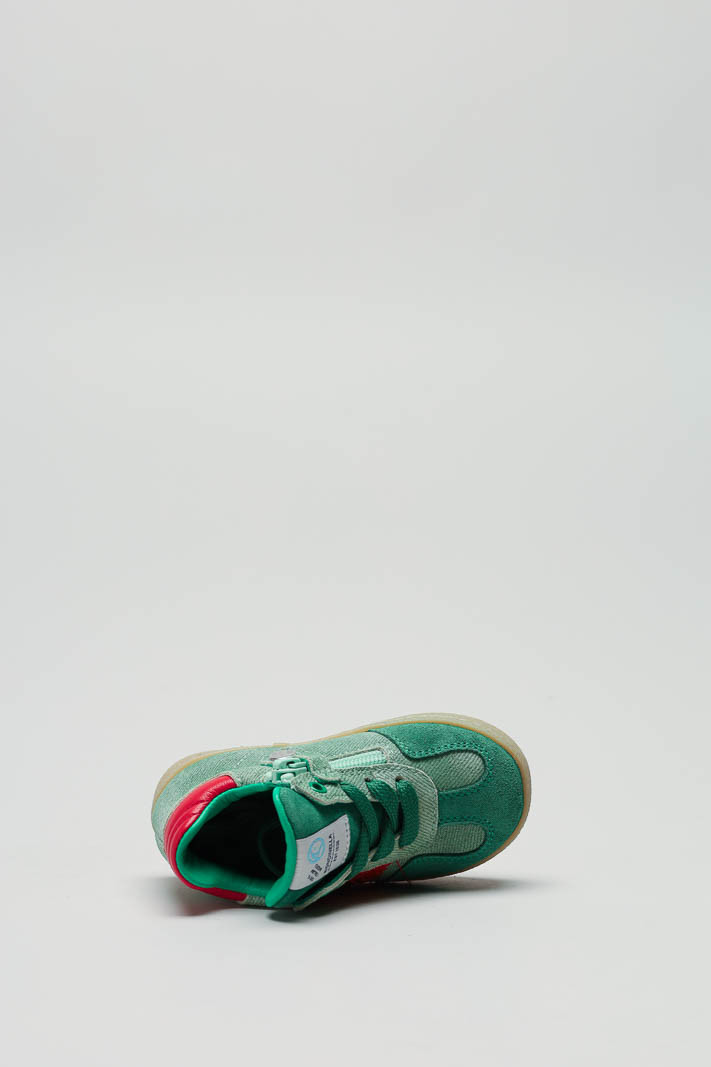 zoom in on Groen Sneaker image Groen Sneaker image