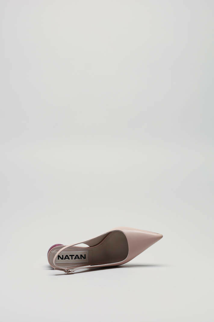 zoom in on Nude Pump image Nude Pump image