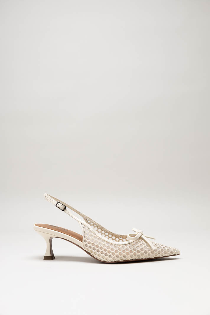 Lichtbeige Pump
