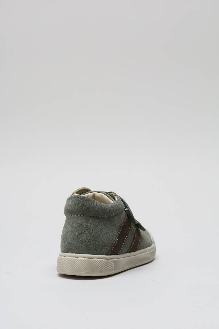 zoom in on Kaki Velcro schoen image Kaki Velcro schoen image