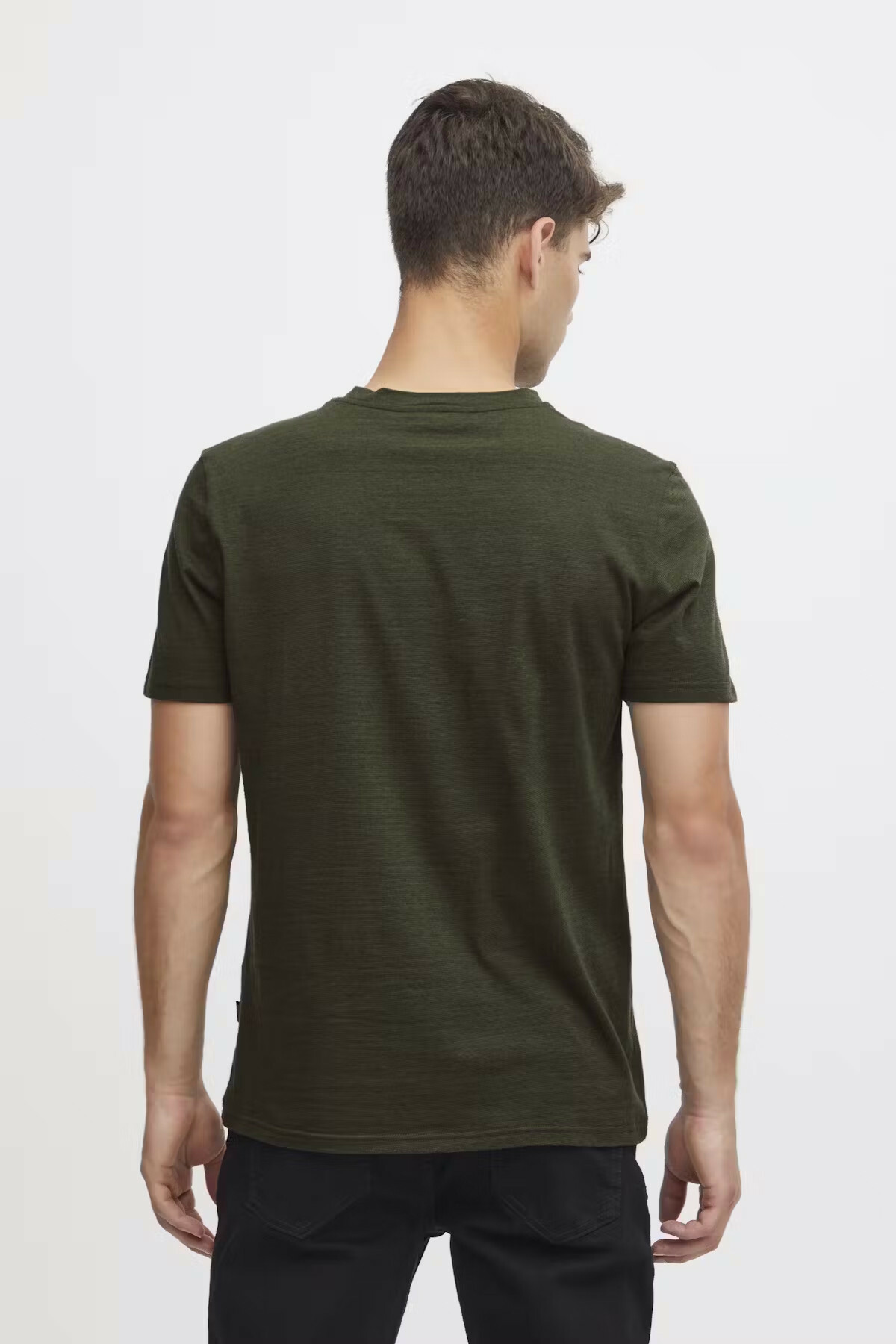 zoom in on Groen T-shirt image Groen T-shirt image