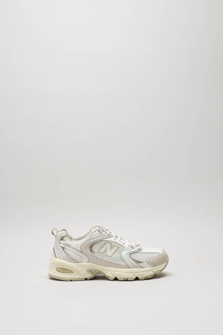 Beige Sneaker