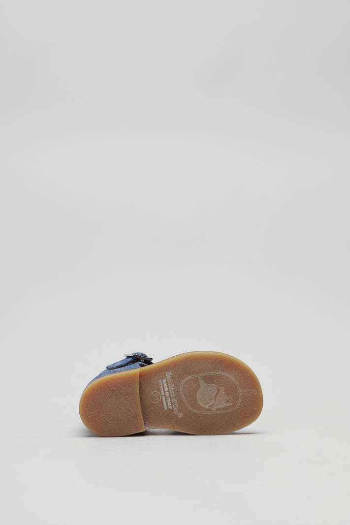 zoom in on Blauw Sandaal image Blauw Sandaal image