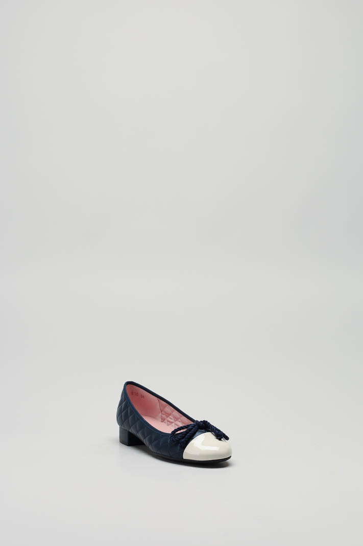 zoom in on Blauw Ballerina image Blauw Ballerina image