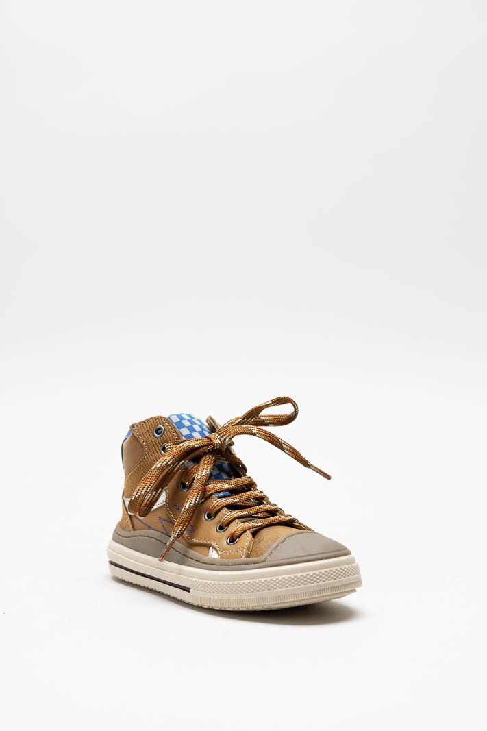 Bruin Sneaker